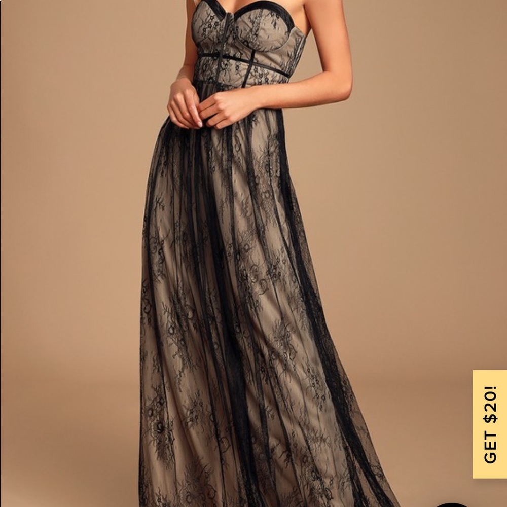 Lulu’s black lace bustier maxi dress